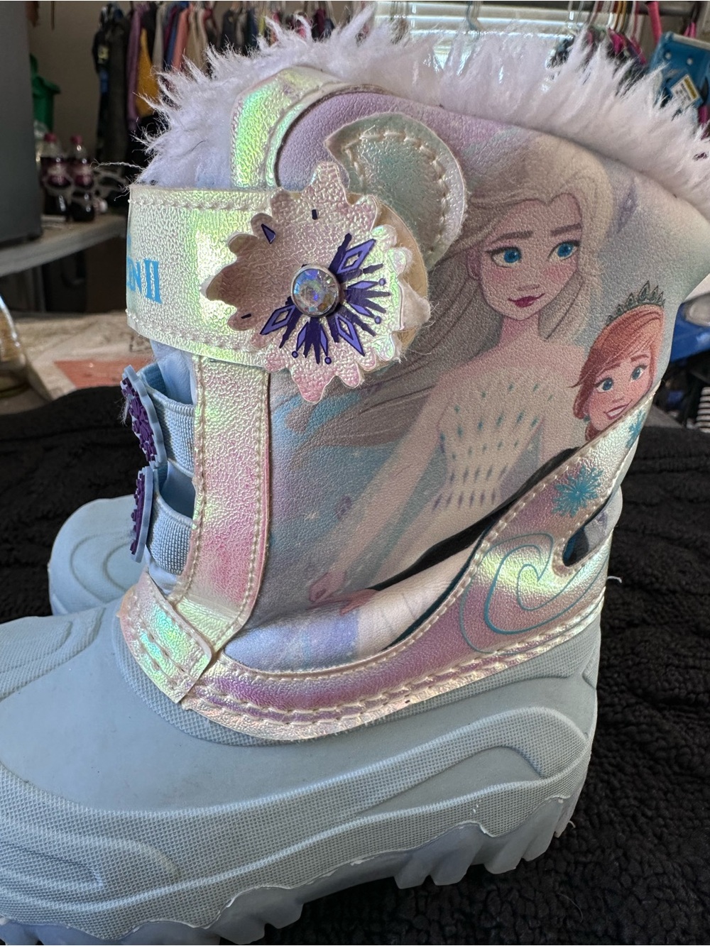 Frozen II Light Up Furry Snow Boots, Used Toddler Size 8